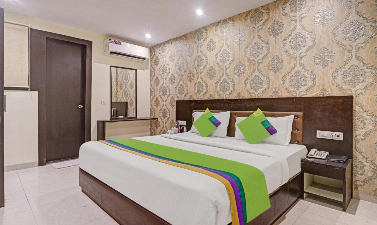 Treebo Trend Paragon Suites Mahipalpur Нью-Дели Экстерьер фото