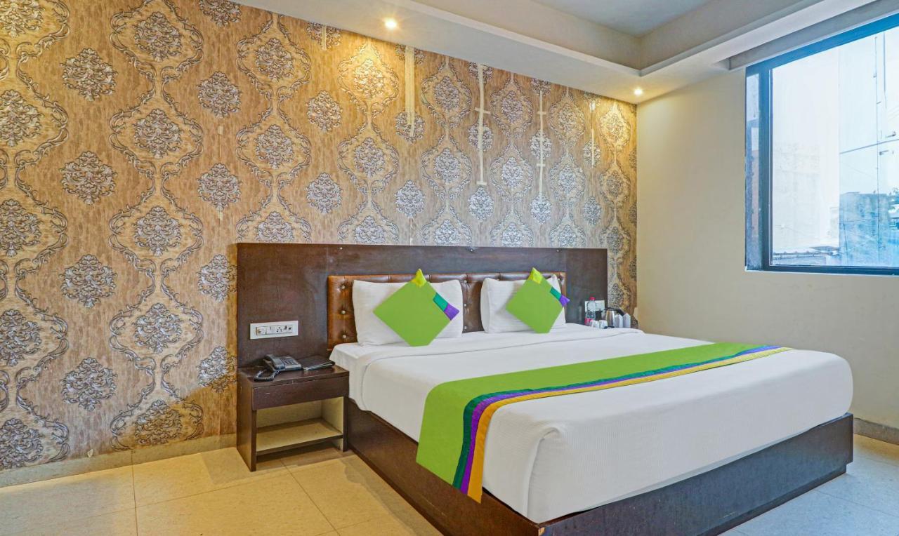 Treebo Trend Paragon Suites Mahipalpur Нью-Дели Экстерьер фото
