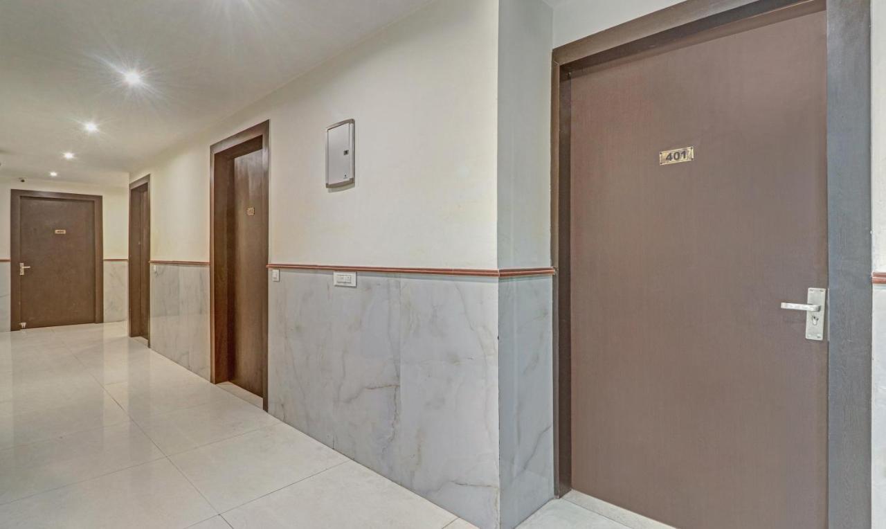 Treebo Trend Paragon Suites Mahipalpur Нью-Дели Экстерьер фото